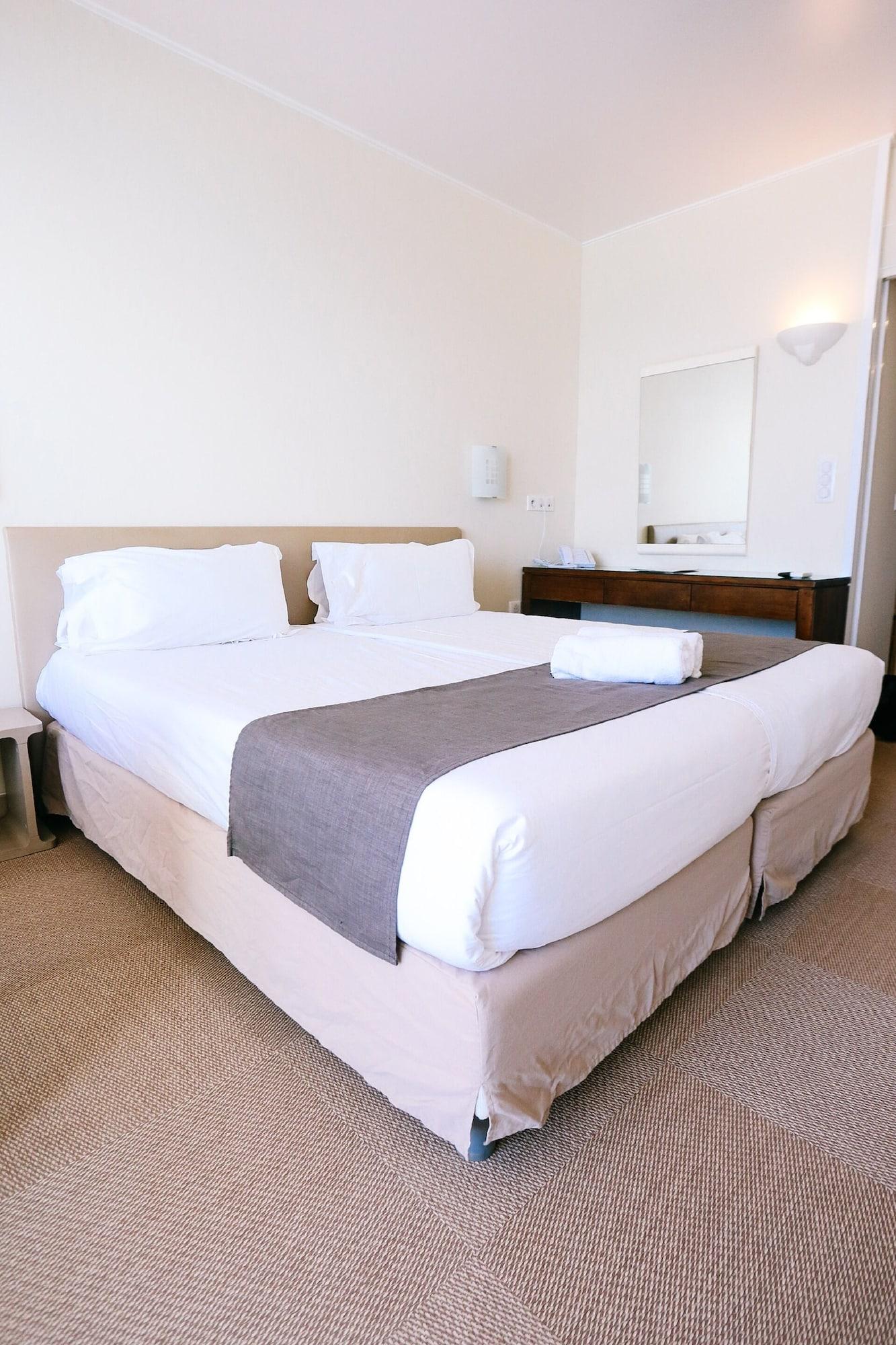 Hotel Cala Di Sole 3*